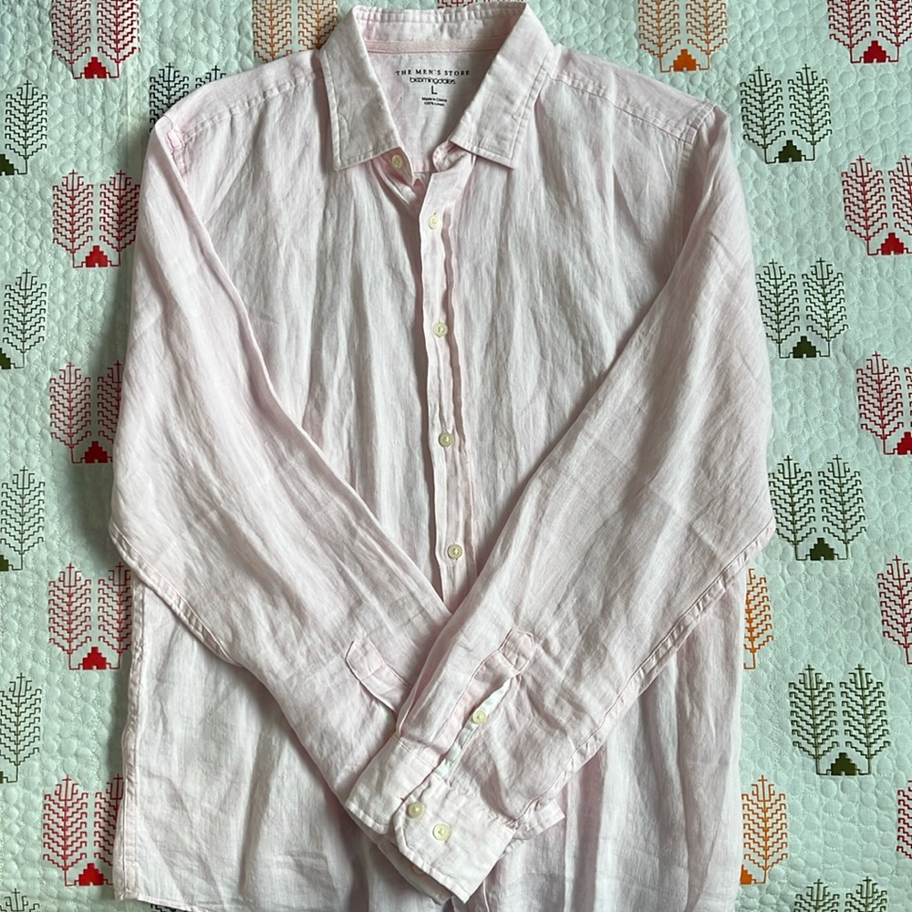 Bloomingdale’s pink linen sport shirt